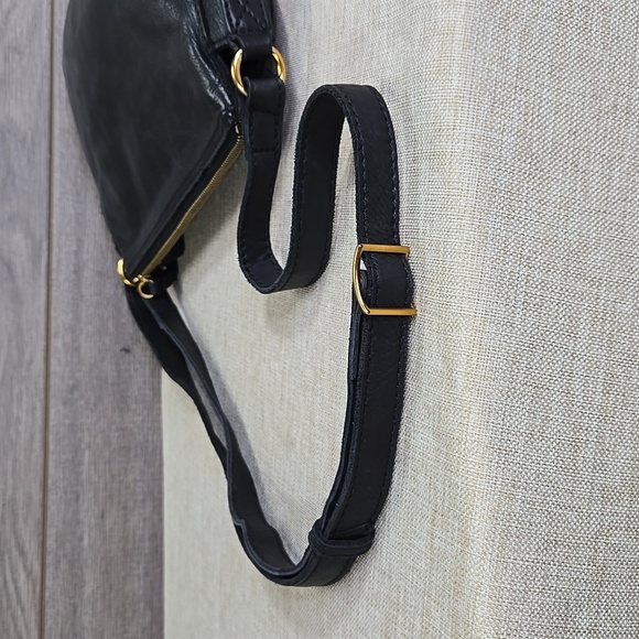 Margot Black Leather Crossbody Shoulder Bag Purse Handbag - Picture 5 of 12